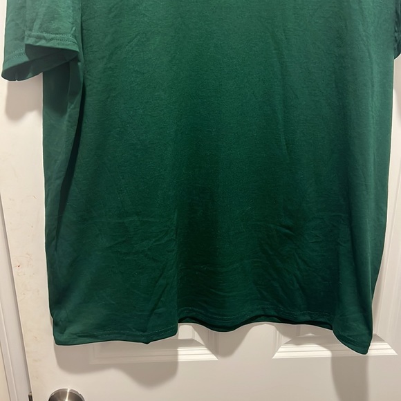 Men’s Russell Hunter Green T-Shirt - Picture 3 of 7